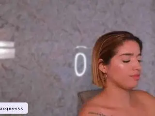 Hannavasquez  live sex cam