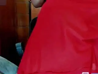 Laurahills  live sex cam