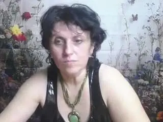 Luciamii  live sex cam