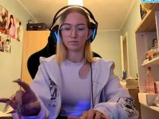Marvelkough  live sex cam