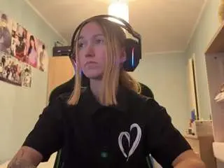 Marvelkough  live sex cam