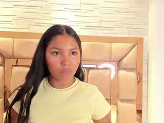 Pocahontas-pow  live sex cam