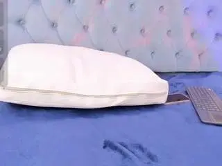 Pocahontas-pow  live sex cam