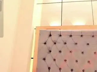 Pocahontas-pow  live sex cam