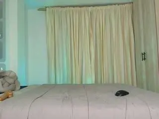 Alia-sweet  live sex cam