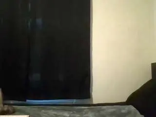 Hintofhoneyy  live sex cam