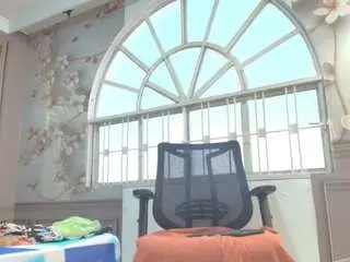 Mature-biigass  live sex cam