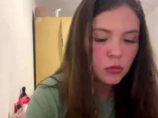 Merilynwysong  live sex cam