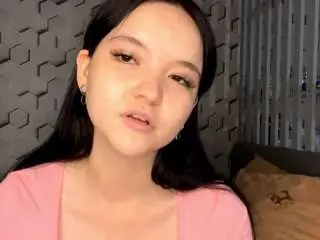 Towandamekee  live sex cam