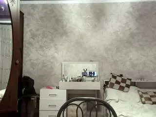 Yongfoutz  live sex cam