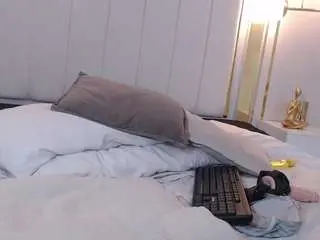 Abby-tqg  live sex cam
