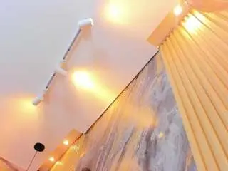 Ella-harper  live sex cam