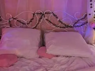 Mary-tone  live sex cam