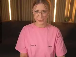 Miacarters  live sex cam