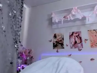 Milly-jade  live sex cam
