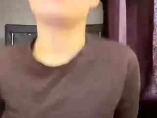 Ronnikyseth  live sex cam