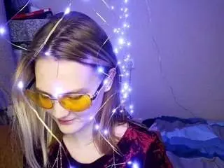 Cherriequinalty  live sex cam