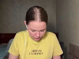 Clemmiejudkins  live sex cam
