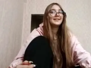 Eloisebenoit  live sex cam