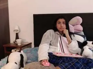 Emmathompson1  live sex cam