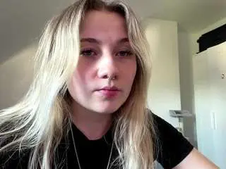 Freddachase  live sex cam