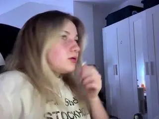 Freddachase  live sex cam