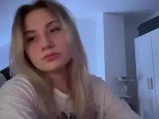 Freddachase  live sex cam