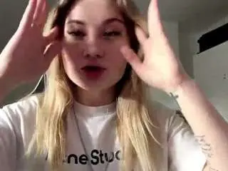 Freddachase  live sex cam