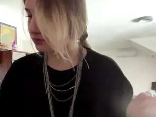 Freddachase  live sex cam