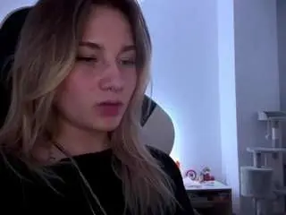 Freddachase  live sex cam