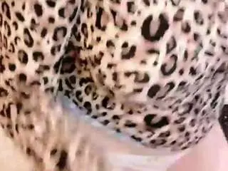 Laurasky  live sex cam