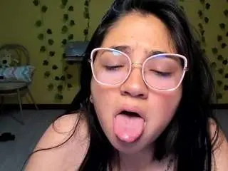 Miawallance  live sex cam