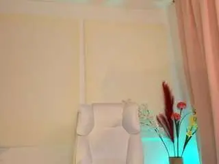 Silvanna-more  live sex cam