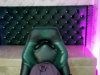 Sofi-hot-4mm  live sex cam