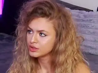 Aveenaquinn  live sex cam