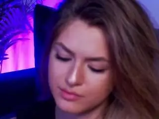 Aveenaquinn  live sex cam