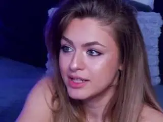 Aveenaquinn  live sex cam