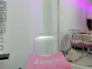 Bubblyava  live sex cam