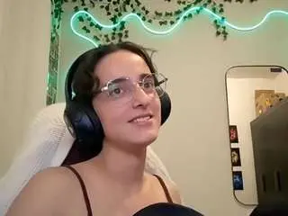 Leorabreiland  live sex cam