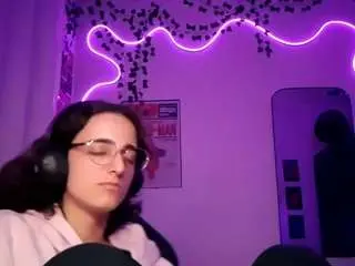 Leorabreiland  live sex cam