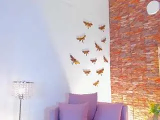 Lucy-davies  live sex cam