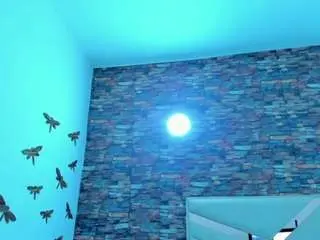 Lucy-davies  live sex cam