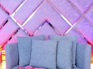 Lucy-davies  live sex cam