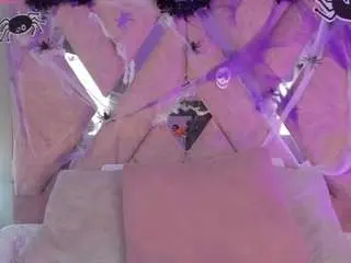 Nova-silk  live sex cam
