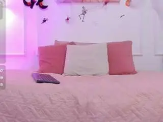 Nova-silk  live sex cam