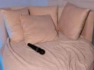 Veronica185  live sex cam