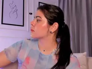 Veronica185  live sex cam