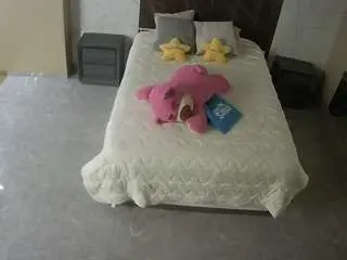 Voyeurcam-casa-salsa-bedroom-3  live sex cam