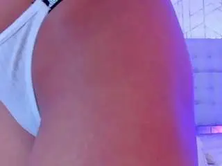 Alexiiabrown  live sex cam