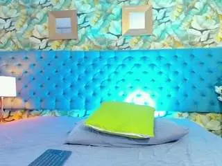 Alexiiabrown  live sex cam